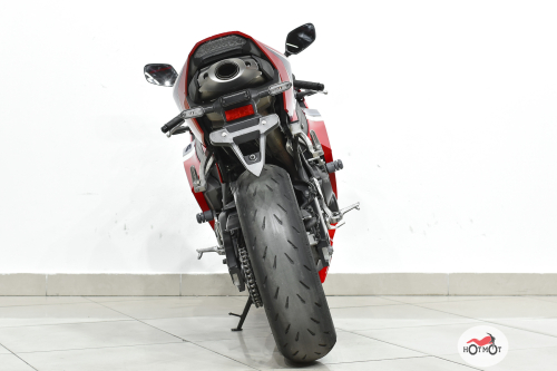 Мотоцикл HONDA CBR 600RR 2021, Красный фото 6
