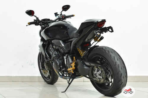 Мотоцикл HONDA CB 1000R 2022, Черный фото 8