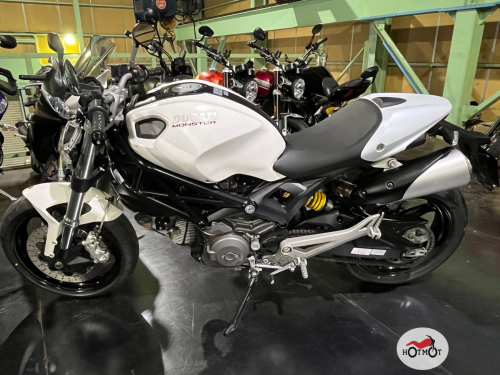 Мотоцикл DUCATI Monster 696 2012, БЕЛЫЙ