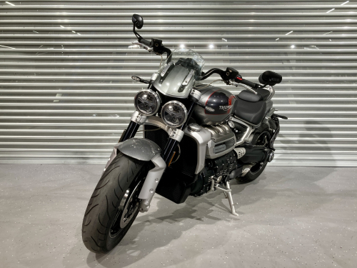 Мотоцикл Triumph Rocket 3 2022, СЕРЫЙ фото 4