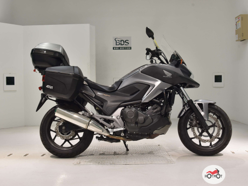 Мотоцикл HONDA NC 750X 2014, серый фото 2