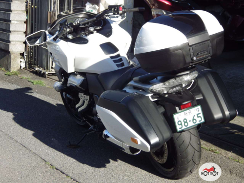 Мотоцикл HONDA CTX 1300 2014, белый фото 3