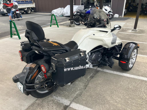 Трицикл BRP Can-Am Spyder 2015, БЕЛЫЙ фото 5