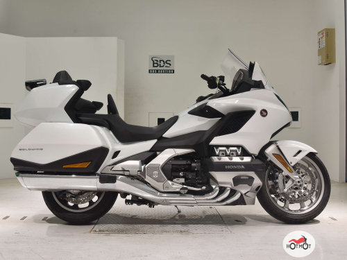 Мотоцикл HONDA GL 1800 2018, Белый фото 2