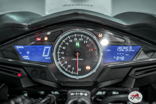 Мотоцикл HONDA VFR 800 2015, БЕЛЫЙ фото 9