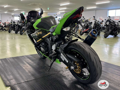 Мотоцикл KAWASAKI ZX-6 Ninja 2020, ЗЕЛЕНЫЙ фото 6