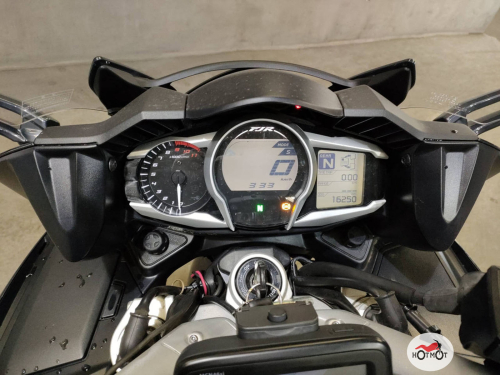 Мотоцикл YAMAHA FJR 1300 2015, серый фото 5