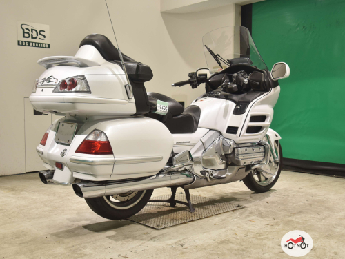 Мотоцикл HONDA GL 1800 2008, белый фото 5