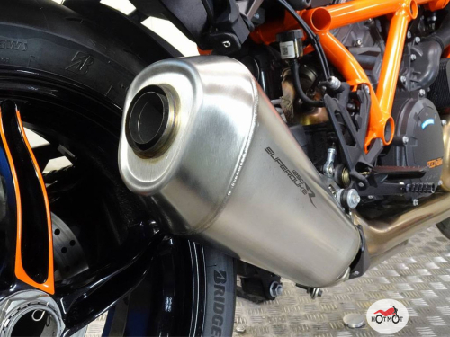 Мотоцикл KTM 1290 Super Duke R 2021, Оранжевый фото 10