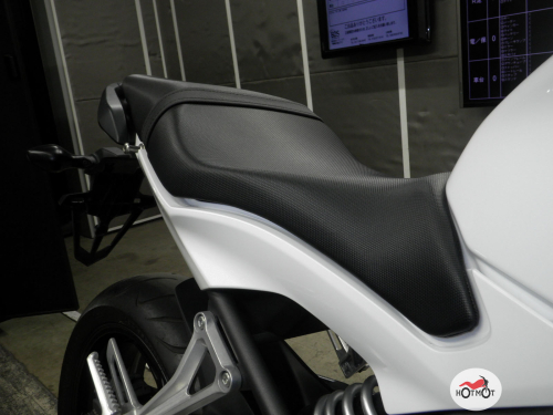 Мотоцикл HONDA CBR 650F 2015, Белый фото 10