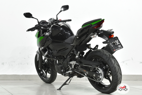 Мотоцикл KAWASAKI Z 400 2021, черный фото 8