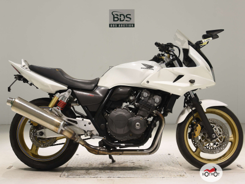 Мотоцикл HONDA CB 400 Super Four 2011, белый фото 2