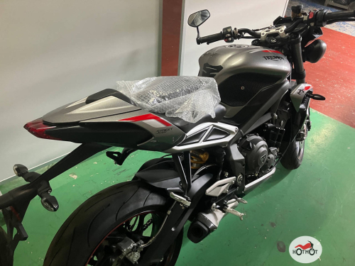 Мотоцикл TRIUMPH Street Triple 2020, СЕРЫЙ фото 3