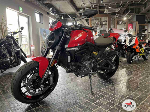 Мотоцикл DUCATI Monster (2021-н.в.) 2021, Красный фото 5