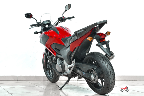 Мотоцикл HONDA NC 700X 2013, Красный фото 8