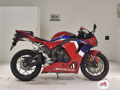 Мотоцикл HONDA CBR 600RR 2020, Красный фото 2