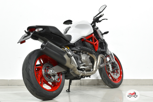 Мотоцикл DUCATI Monster 821 2015, Белый фото 7