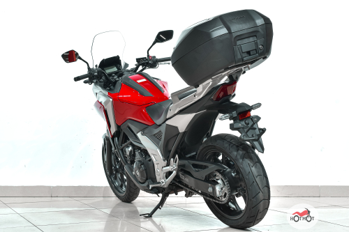 Мотоцикл HONDA NC 750X 2022, Красный фото 8