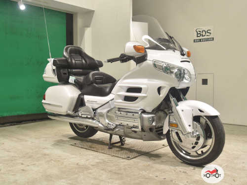 Мотоцикл HONDA GL 1800 2008, белый фото 3
