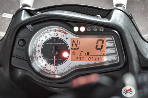 Мотоцикл SUZUKI V-Strom DL 650 2015, БЕЛЫЙ фото 9