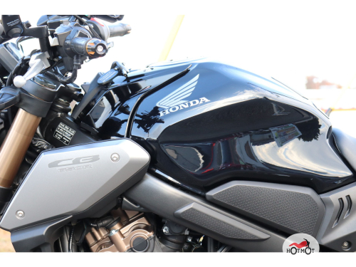 Мотоцикл HONDA CB 650R 2019, Черный фото 7