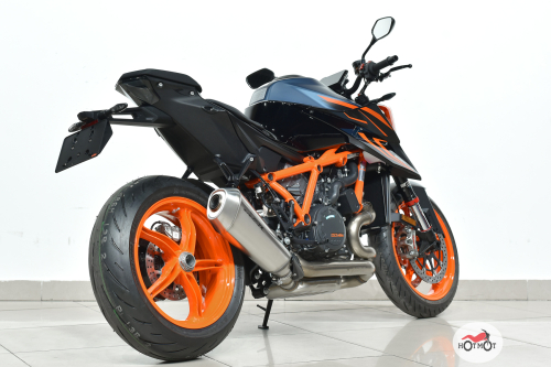 Мотоцикл KTM 1290 Super Duke R 2022, Синий фото 7