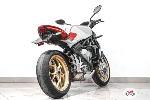 Мотоцикл MV AGUSTA Brutale 800 2015, БЕЛЫЙ фото 7
