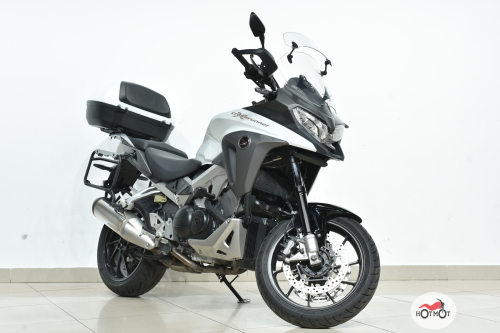 Мотоцикл HONDA VFR 800X Crossrunner 2016, БЕЛЫЙ