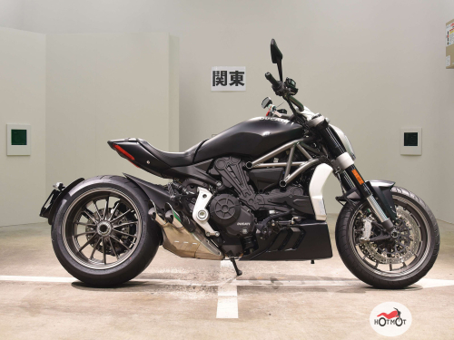 Мотоцикл DUCATI Diavel 2018, Черный фото 2