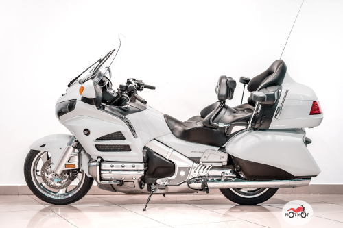 Мотоцикл HONDA GL 1800 2013, Белый фото 4
