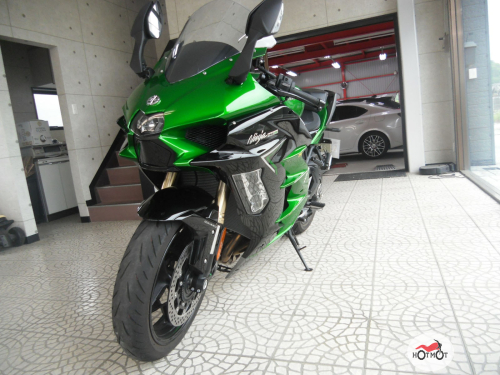 Мотоцикл KAWASAKI Ninja H2 SX 2023, Зеленый фото 2