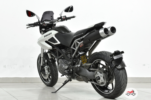 Мотоцикл DUCATI HyperMotard796 2010, белый фото 8