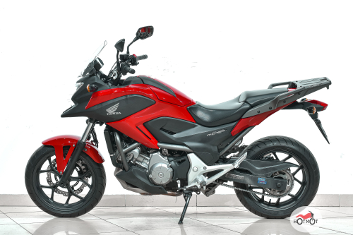 Мотоцикл HONDA NC 700X 2013, Красный фото 4