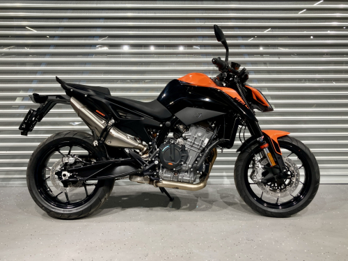 Мотоцикл KTM 890 Duke 2022, ЧЕРНЫЙ