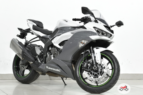 Мотоцикл KAWASAKI ZX-6 Ninja 2021, белый