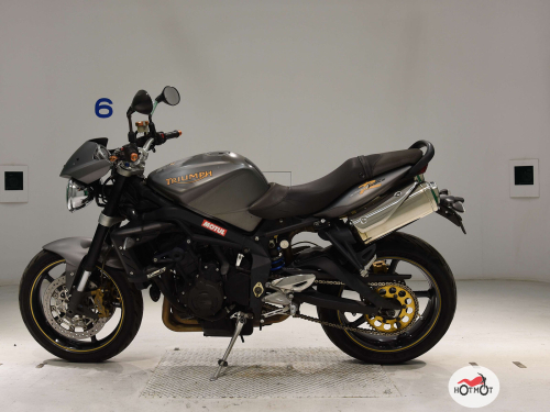 Мотоцикл TRIUMPH Street Triple 2010, серый