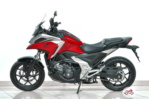 Мотоцикл HONDA NC 750X 2022, Красный фото 4