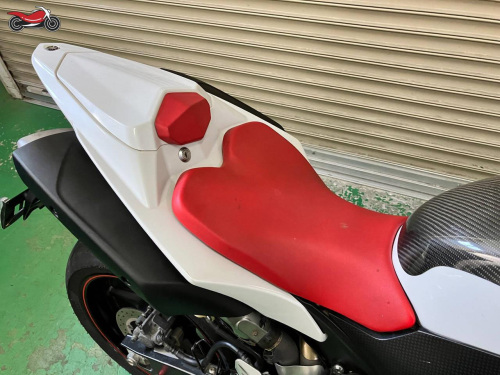 Мотоцикл Yamaha YZF-R1 2009, БЕЛЫЙ фото 6