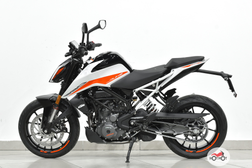 Мотоцикл KTM 390 DUKE 2021, БЕЛЫЙ фото 4