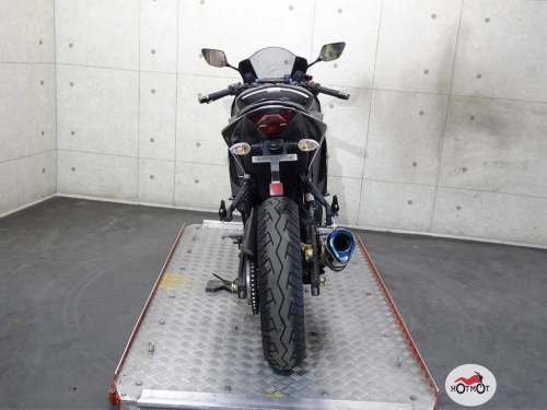Мотоцикл YAMAHA YZF-R3 2019, черный фото 7