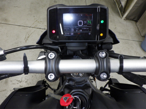 Мотоцикл YAMAHA MT-09 (FZ-09) 2023, Синий фото 7