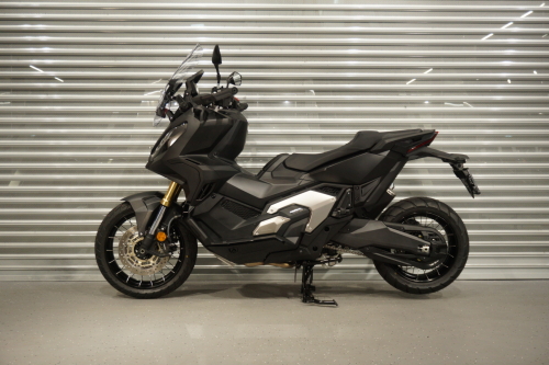 Скутер HONDA X-ADV 2023, ЧЕРНЫЙ фото 2