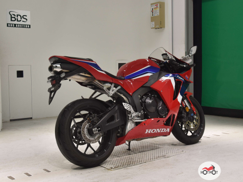 Мотоцикл HONDA CBR 600RR 2020, Красный фото 5