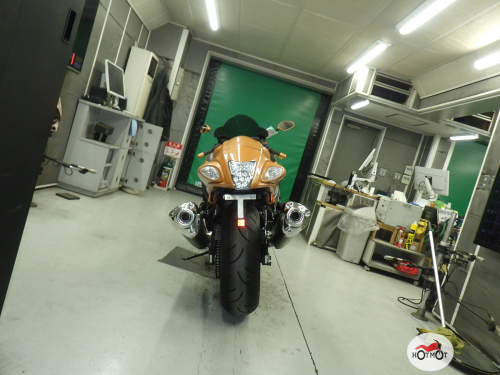 Мотоцикл SUZUKI GSX1300R HAYABUSA 2017, Оранжевый фото 8