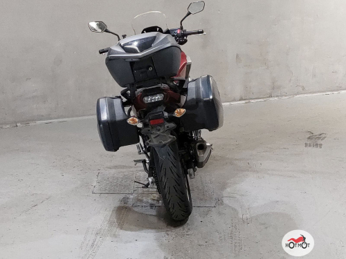 Мотоцикл HONDA NC 750X 2018, Красный фото 4