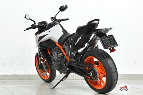 Мотоцикл KTM 890 Duke R 2021, БЕЛЫЙ фото 8