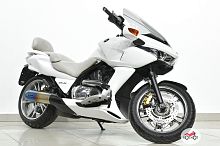 Дорожный мотоцикл HONDA DN-01 белый
