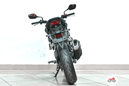 Мотоцикл HONDA CB 300R 2023, Черный фото 6