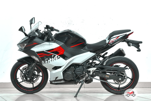 Мотоцикл KAWASAKI Ninja 400 2020, Черный фото 4