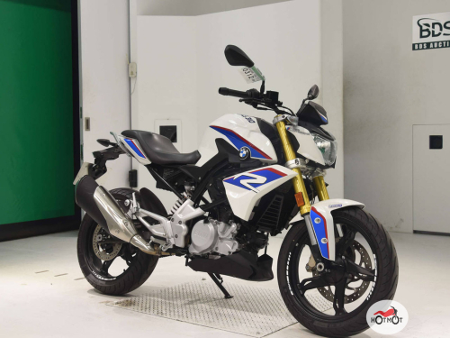 Мотоцикл BMW G 310 R 2017, белый фото 3